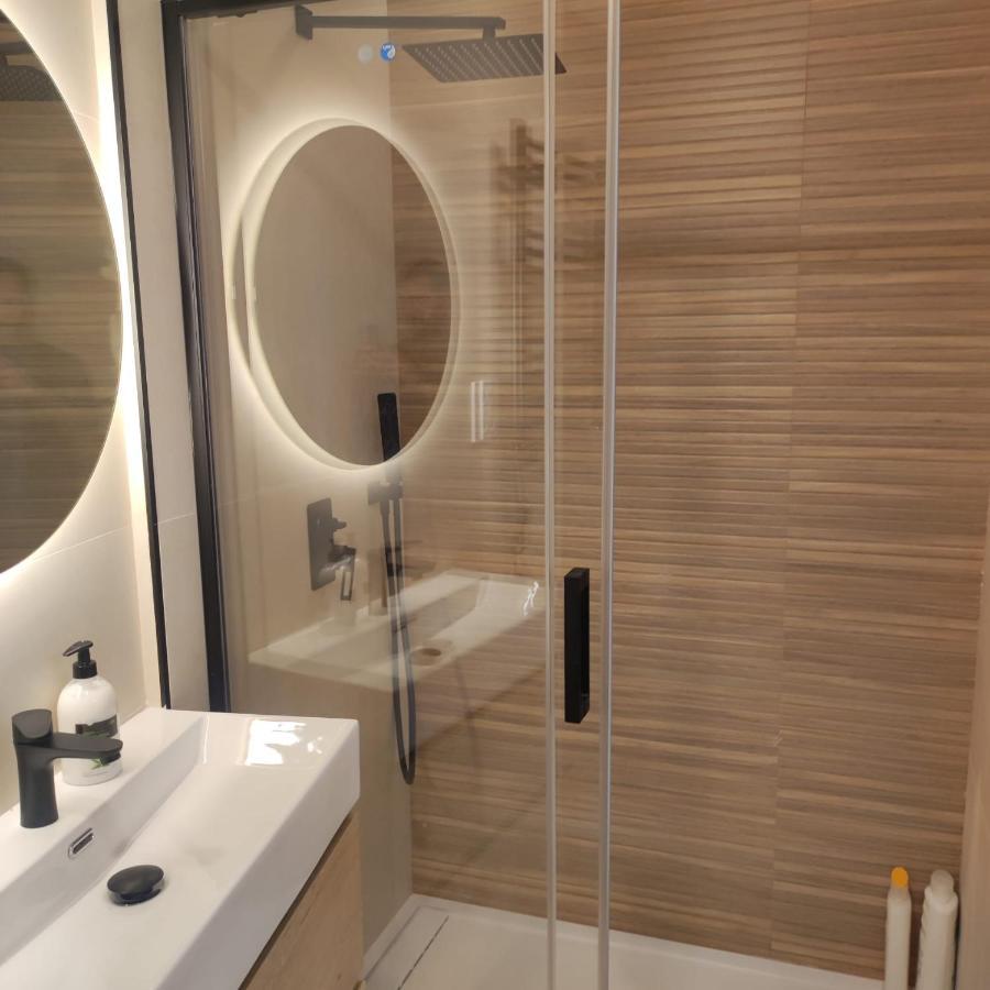 Av. Asturias Apartamento Madrid Eksteriør bilde