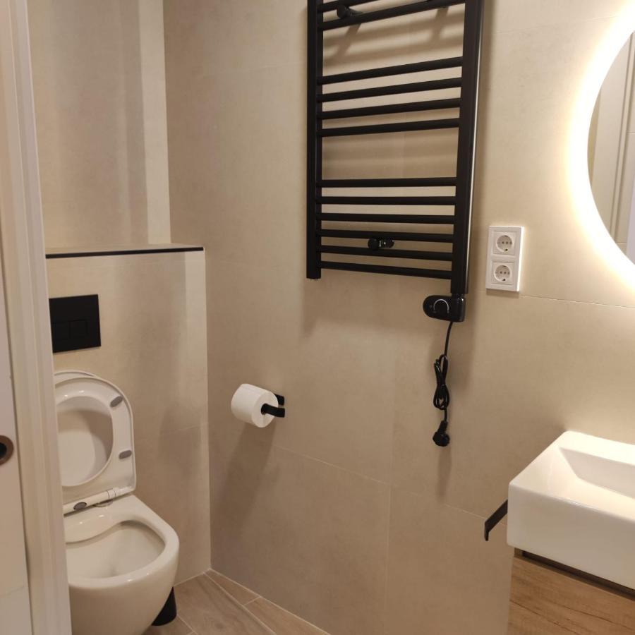 Av. Asturias Apartamento Madrid Eksteriør bilde