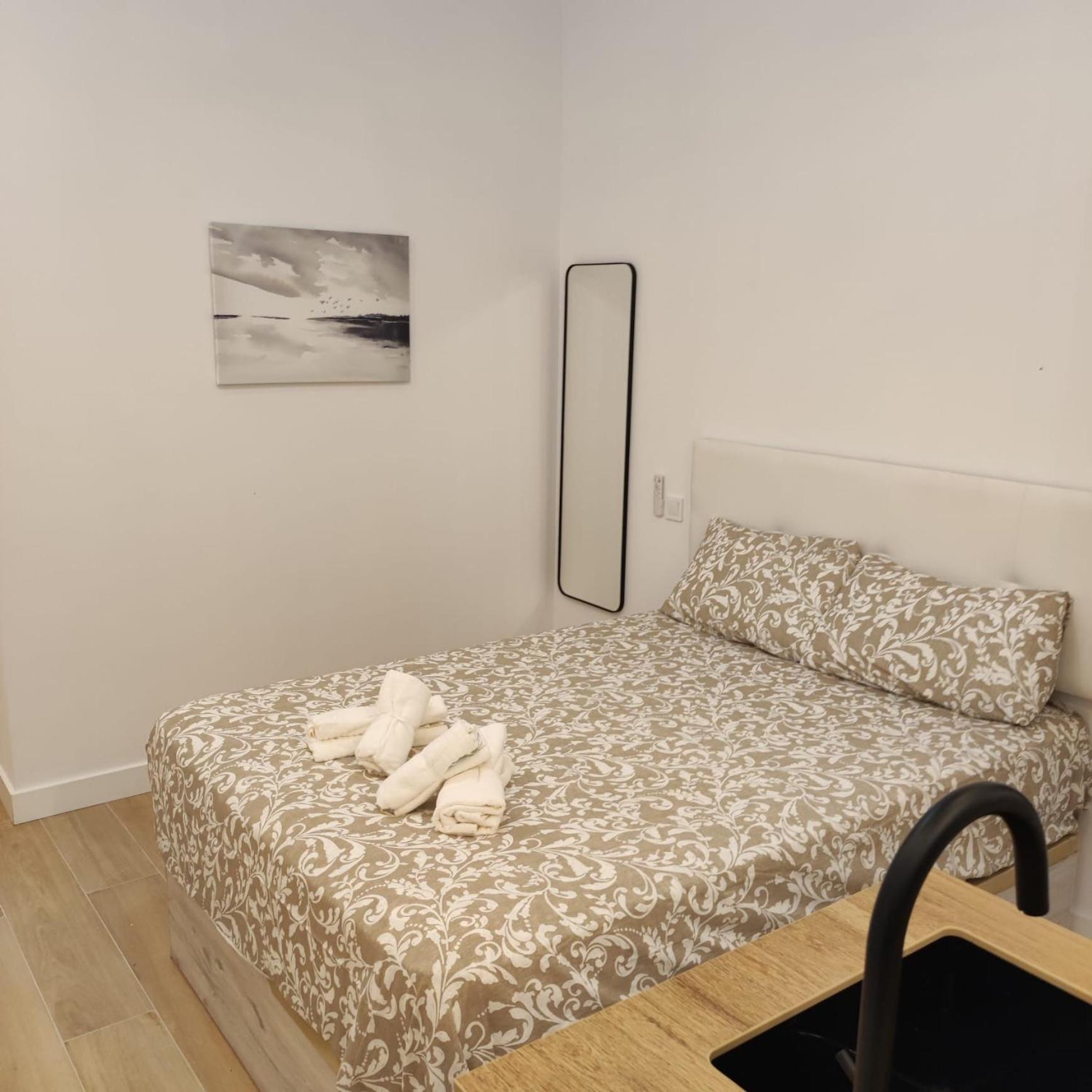 Av. Asturias Apartamento Madrid Eksteriør bilde
